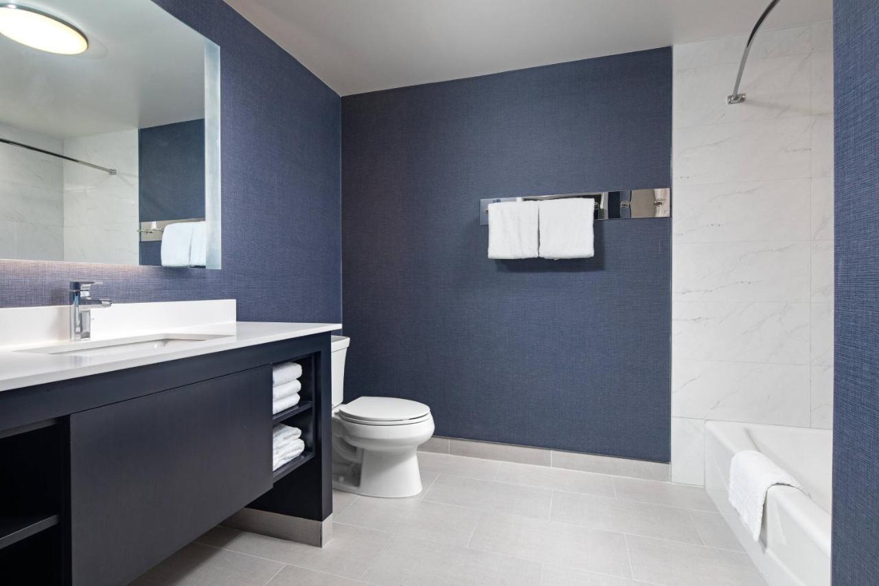 Residence Inn By Marriott Toronto Mississauga West Экстерьер фото